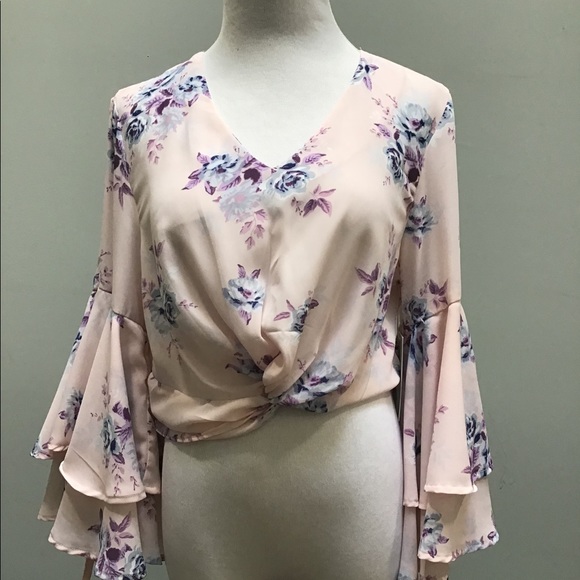 Floral bell sleeve top - Picture 1 of 7